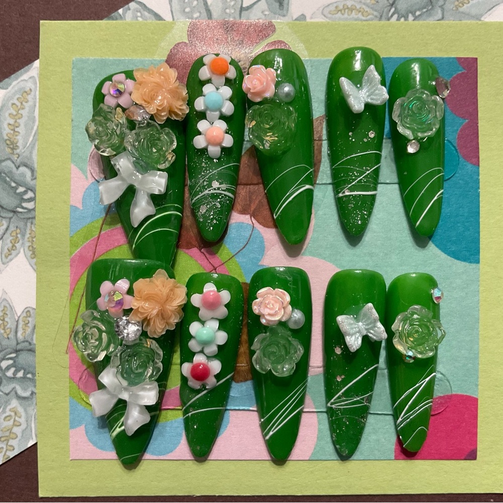 Size Large Floral Embellished Press On Nails Set ~Life Collection~ #092